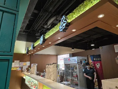 樺達奶茶 台中大遠百店 店面照